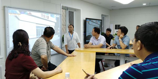 1501465077180580.jpg 椅子培训3.jpg